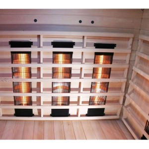 Innenansicht der Dewello Infrarotkabine Lakefield mit Vollspektrum- und Karbonstrahlern.