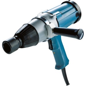 Makita Schlagschrauber 6906J, blau/silber, mit hohem Drehmoment für Schraubarbeiten.