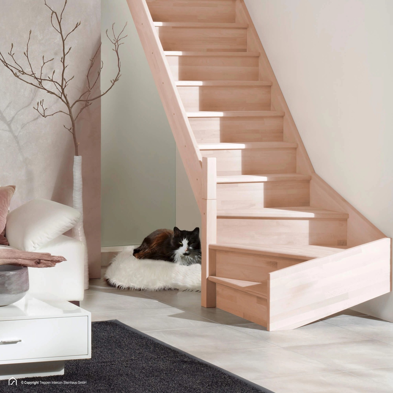 Treppen Intercon Holztreppe Casablanca Raumspartreppe Buche Massiv Naturbel günstig online kaufen