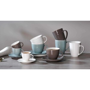 Ritzenhoff & Breker Suomi Jumbobecher Set, 6 taupefarbene Porzellanbecher mit Reliefmuster.