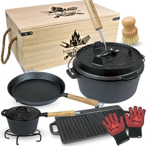 holz4home Dutch Oven Set, 9-teilig mit Feuertopf, Grillplatte, Pfanne, Handschuhe und Holzkiste.