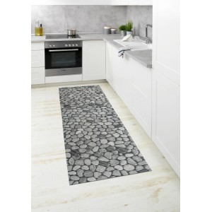 Mehrfarbige Wenko Badematte Sassi 65x200 cm im Stein-Design als Küchenläufer in Küche.