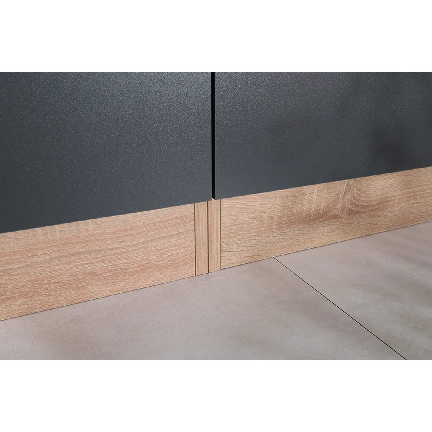 Respekta Unterschrank Merle, 50 cm, grau, Detailansicht Sockel und Front.