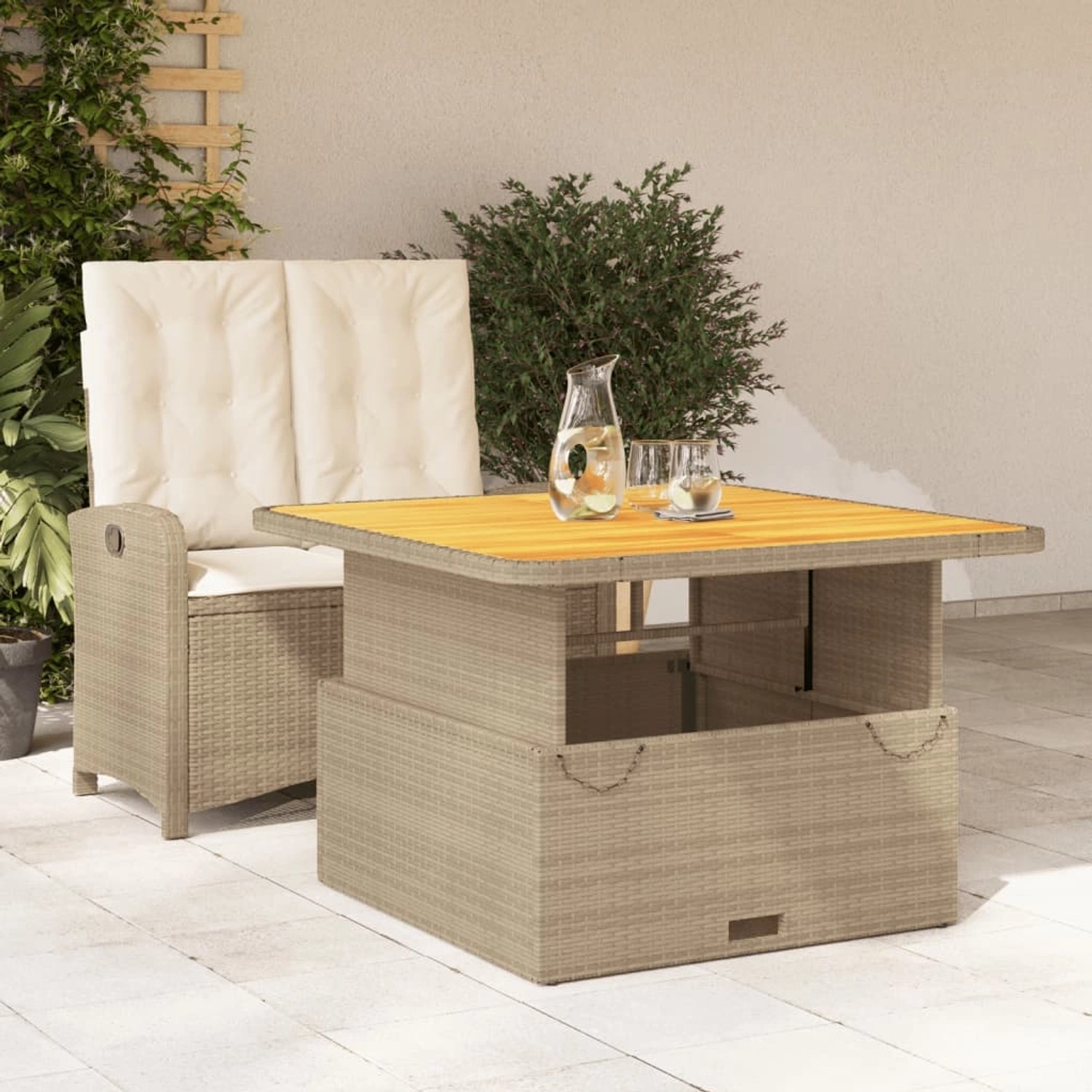 2-tlg. Garten Essgruppe aus Poly Rattan beige mit verstellbarem Tisch und Kissen.