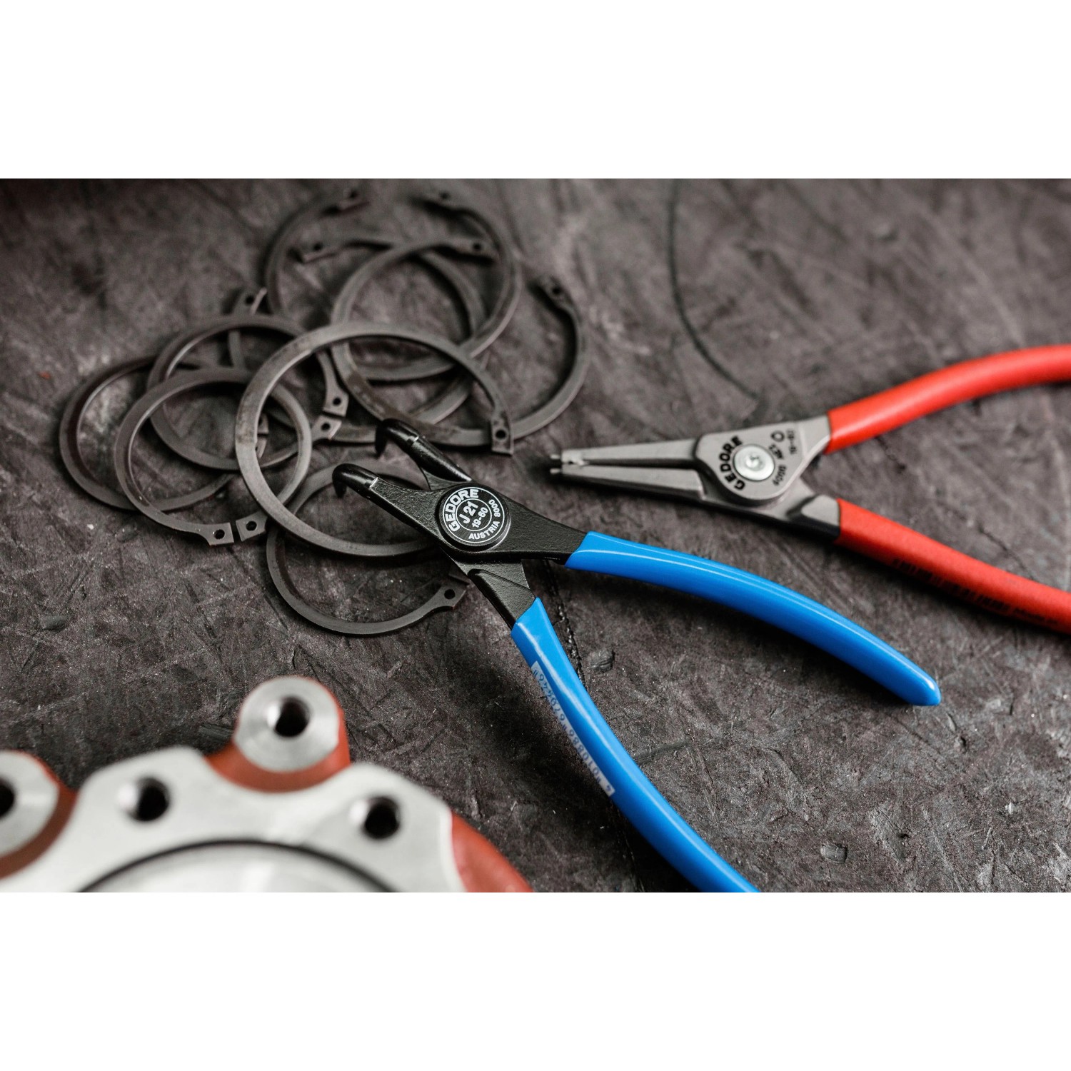 Gedore Montagezange für Innensicherungsringe gewinkelt Ø 19-60mm_7