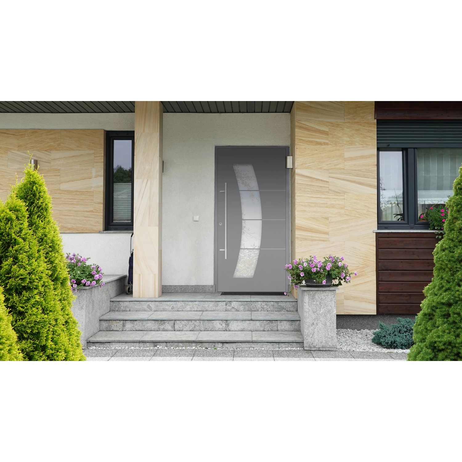 Moderne Aluminium Haustür Moderno M340 in Silbergrau Metallic mit Glasausschnitt und Edelstahlgriff.