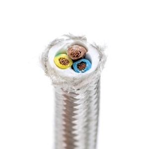 Orion Lightstyle Textilkabel, 3-adrig, Silber, Meterware. Kabel für Lampen.