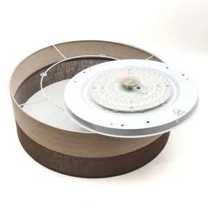 Lamkur LED-Deckenleuchte Dafne, braunes Furnier, Ø 35 cm, mit sichtbarer LED-Platte.