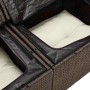 Detailansicht: Braunes Poly-Rattan Gartenmöbel-Set mit creme-farbenen Kissen und wasserdichter Abdeckung.