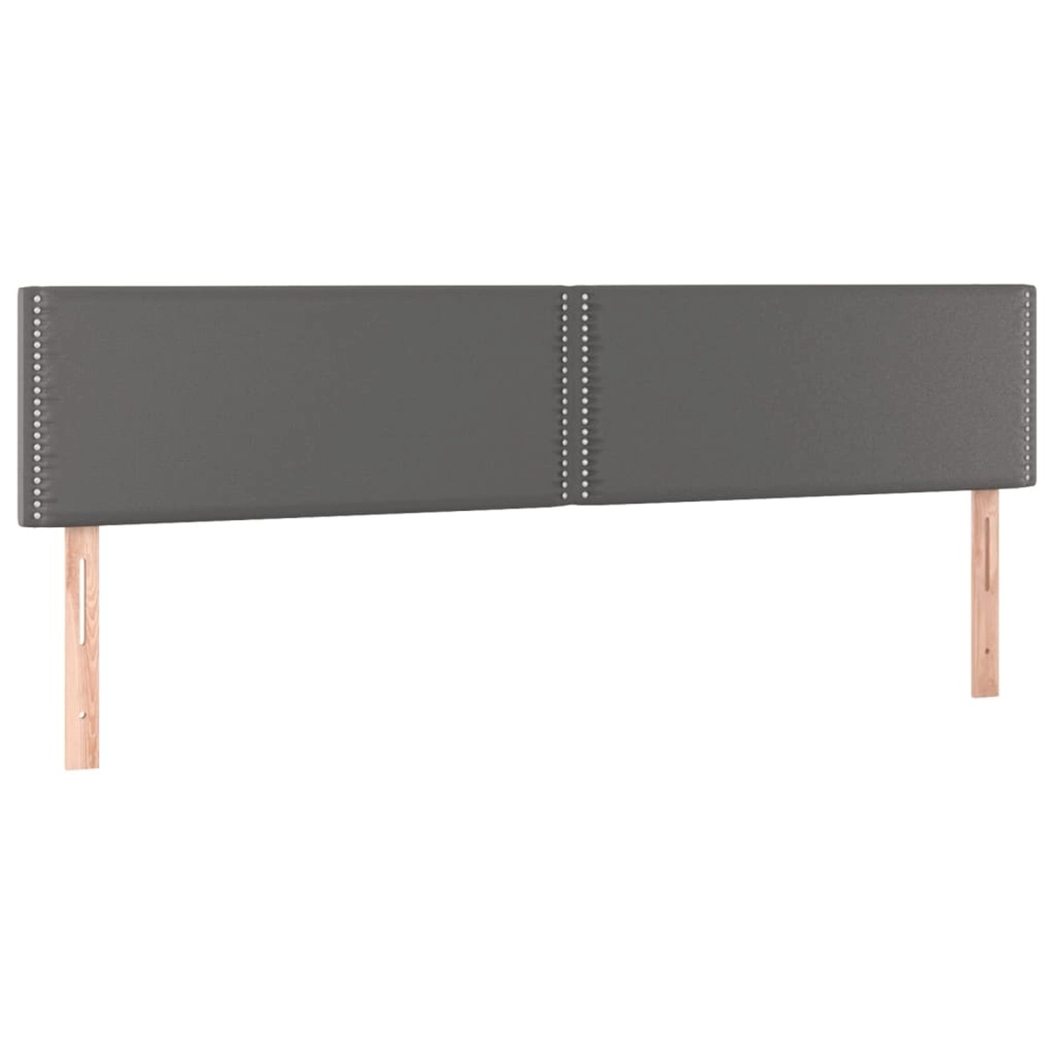 Graues Boxspringbett mit Kunstleder-Kopfteil, verziert mit Ziernägeln.