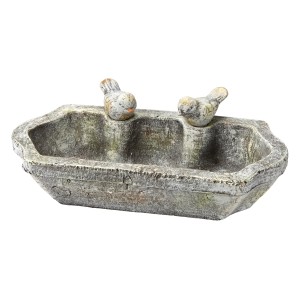 Graue Vogeltränke in Sechseckform mit zwei Vogel-Figuren als Gartendekoration.