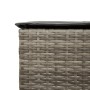 Detailaufnahme Barhocker mit Kissen, Teil des vidaXL Gartenbar-Sets aus grauem Poly Rattan.