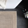 Beiger Schöner Wohnen Badteppich Bahamas (67x110 cm) mit Bordüre im Badezimmer.