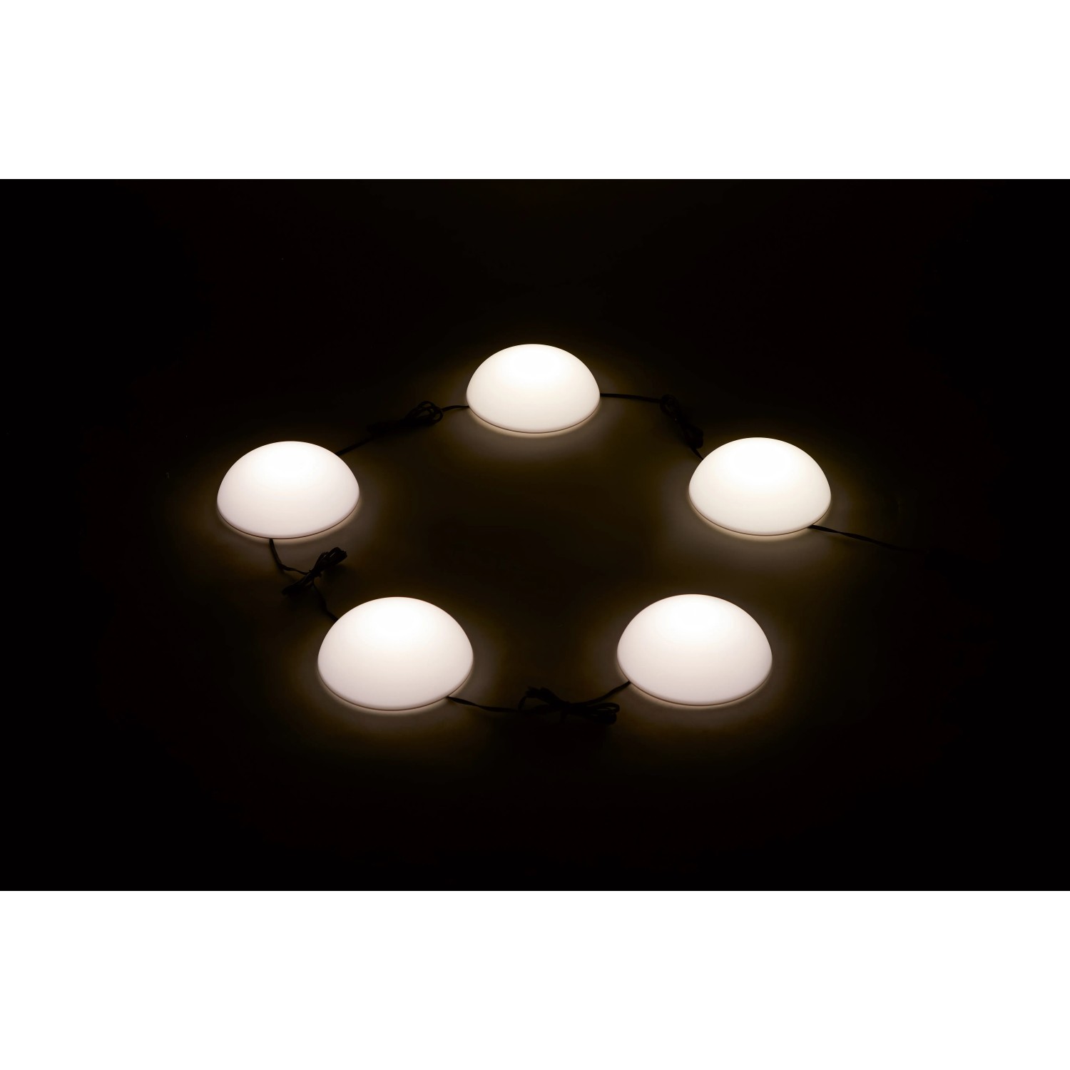 Solar-LED-Dekoleuchte Camporosso mit 5 warmweißen Halbkugeln, ideal für Garten und Terrasse.