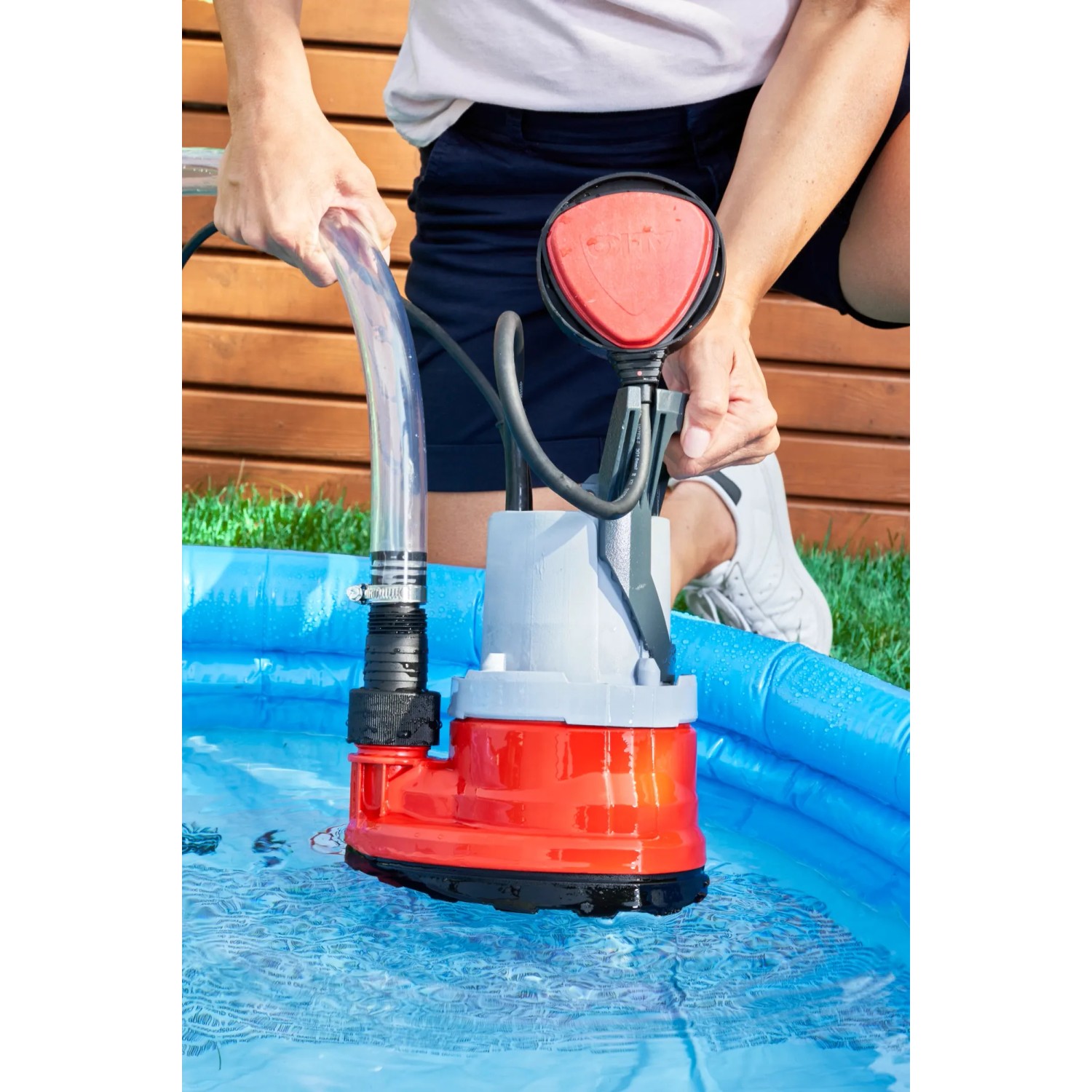 Pool Wasser Abpumpen