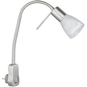 Steckdosenlampe Levisto mit Trio Strahler, Nickel matt, flexibler Arm und alabasterfarbenem Glas.