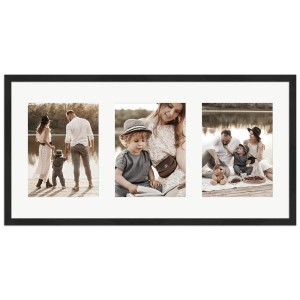 Schwarzer WANDStyle Galerierahmen für 3 Fotos (15x20 cm). Holzrahmen mit Passepartout für Familienbilder.