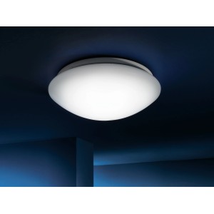 Weiße LED-Deckenleuchte Putz, Ø 27 cm, für angenehmes warmweißes Licht im Raum.