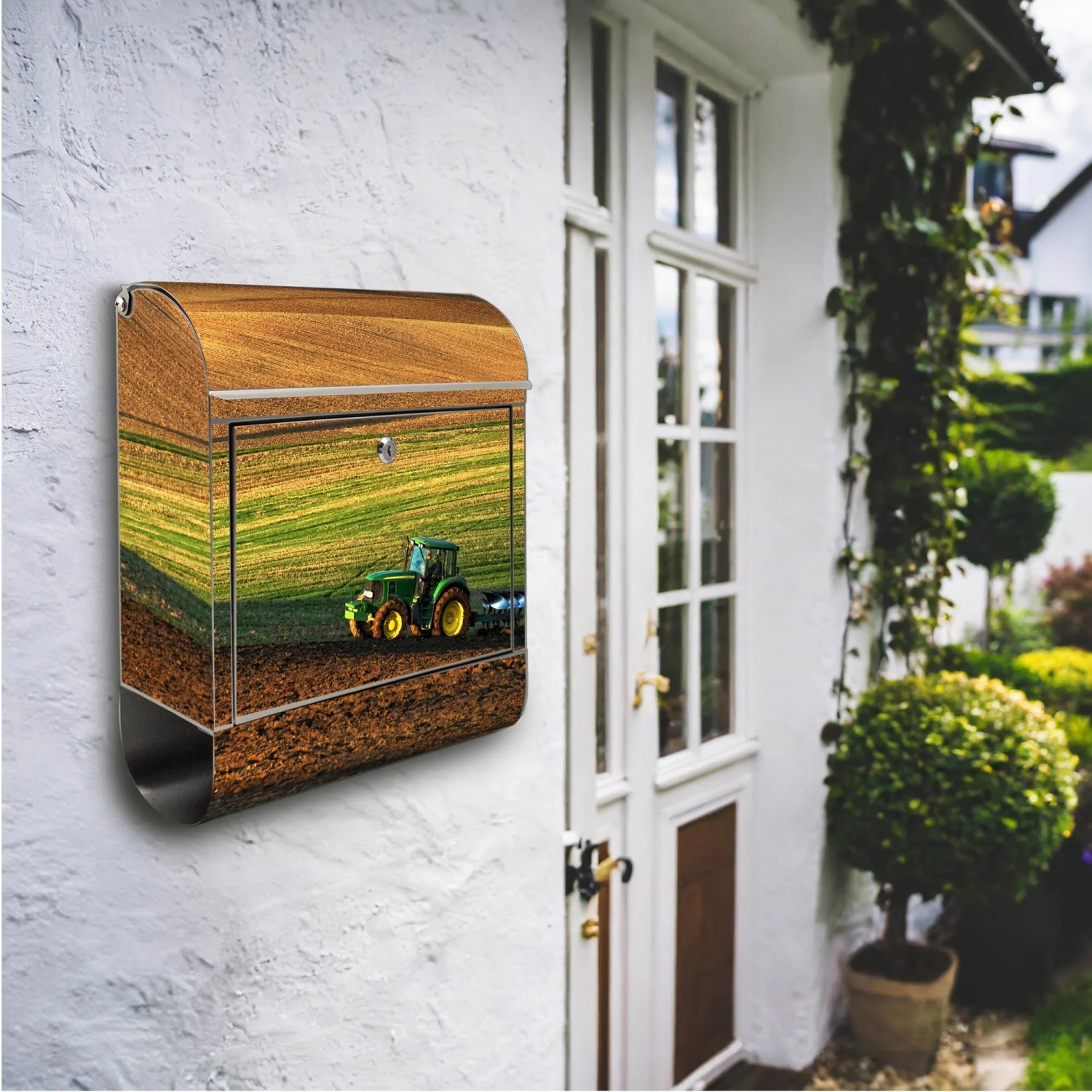 Edelstahl Briefkasten mit Zeitungsfach und Pflügen Motiv von Banjado, 38x43x12.5cm.