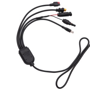 Anschlusskabel für Technaxx Solarpanel TX-208, verschiedene Stecker für Camping & Zubehör.
