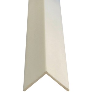 Weiße Kunststoff Winkelleiste, 20x20 mm, 2500 mm lang. Ideal als Abschlussleiste.