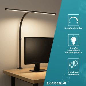 Schwarze LUXULA Klemmleuchte mit LED-Licht am Schreibtisch, dimmbar und mit Farbtemperaturregelung.