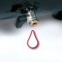 Detailaufnahme: Entwässerungsschraube am Einhell Kompressor TE-AC 6 Silent mit Symbol für Wasserablass.