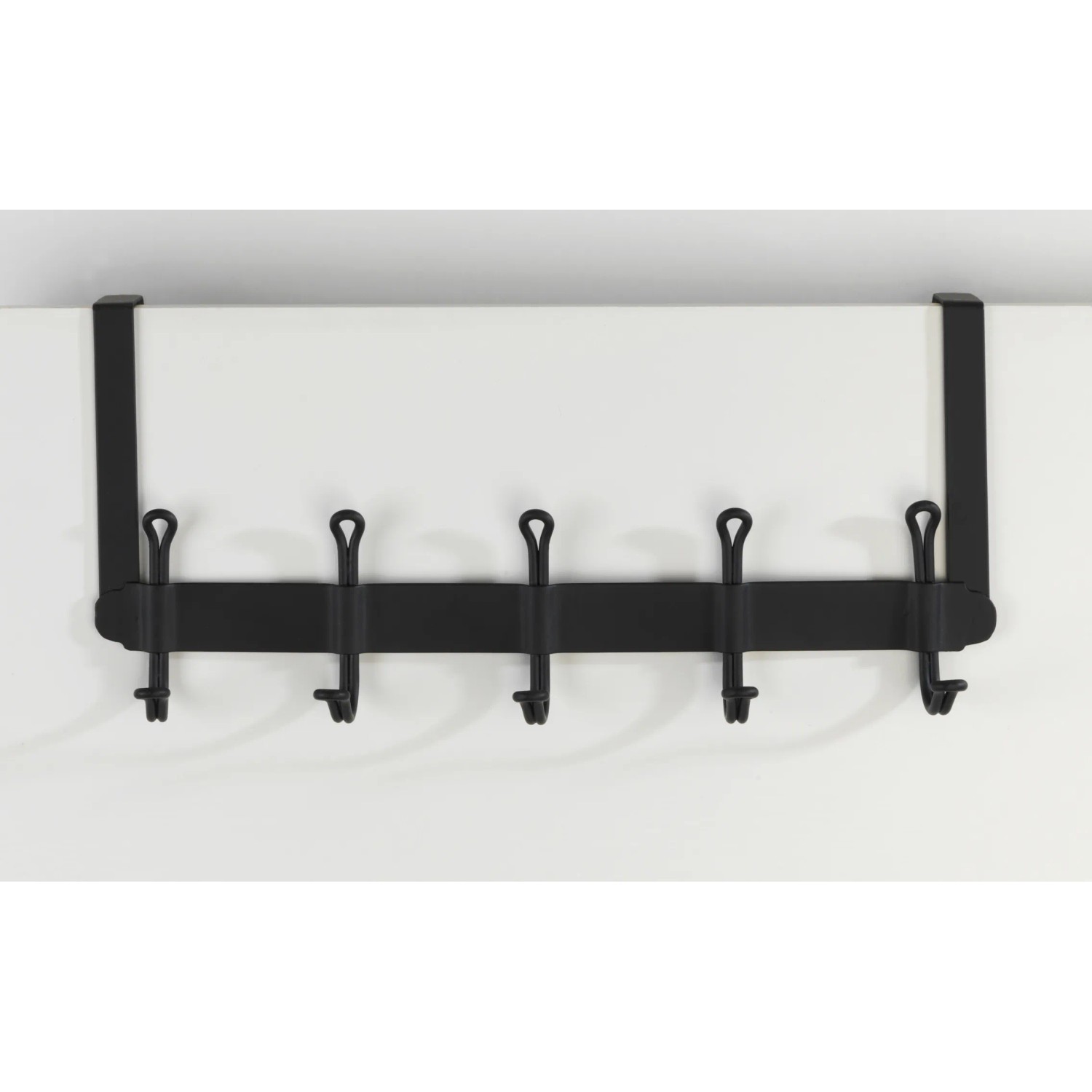 Schwarze Wenko Türgarderobe Nostalgie mit 5 Haken zum Einhängen an der Tür.