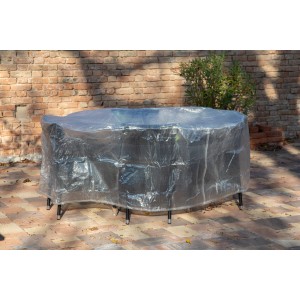 Transparente Schutzhülle für eine ovale Sitzgruppe bis 180x125 cm, schützt vor Witterungseinflüssen.
