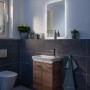 Fackelmann Contura Light LED-Waschbeckenbeleuchtung 55 cm im Badezimmer.