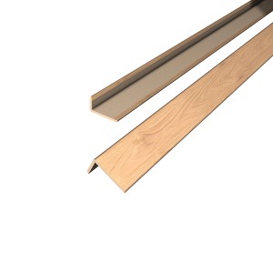 Egger Winkelleiste Decowall WL009 Esbjerg, hellbraune Wandverkleidung für saubere Abschlüsse.