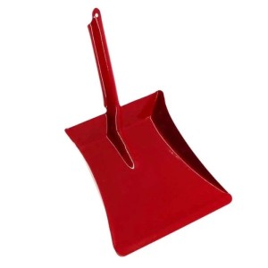 Rotes Kehrblech aus Metall für Kinder mit kurzem Griff und Aufhängeloch. Ideal für kleine Hände.