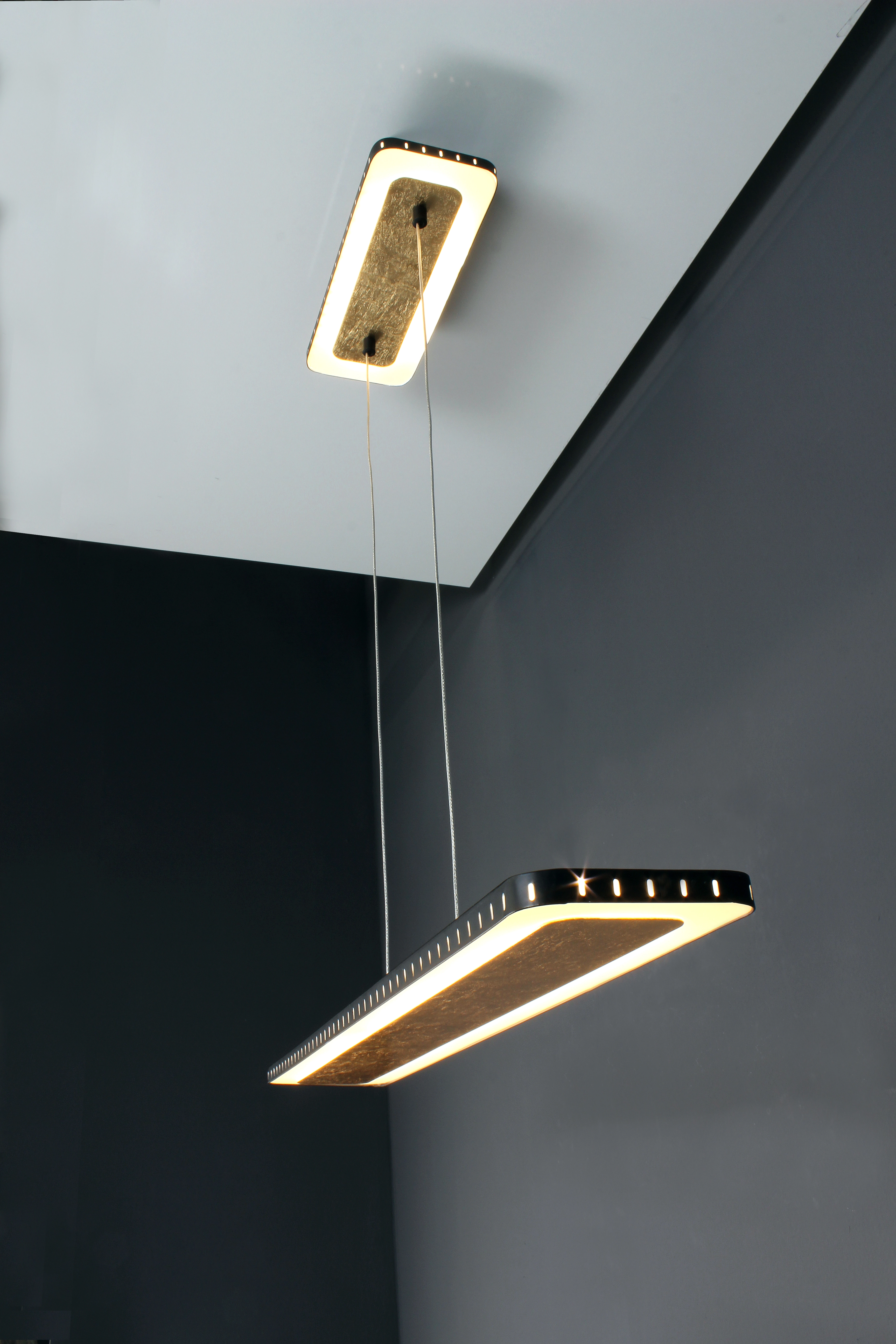 Luce Design LED-Pendelleuchte Solaris 1-flammig Gold 70 cm x 12 cm kaufen  bei OBI