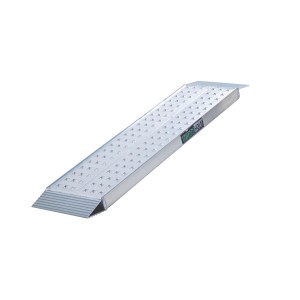 TRUTZHOLM Alu Auffahrrampe, 150x28 cm, max. 270 kg Traglast für Autoanhänger.