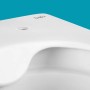 Detailaufnahme: Weißes, spülrandloses baliv Wand-WC Davenport mit verkürzter Bauform.