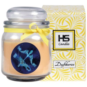 HS Candle Duftkerze Sternzeichen Schütze im Glas mit gelbem Band und Verpackung.