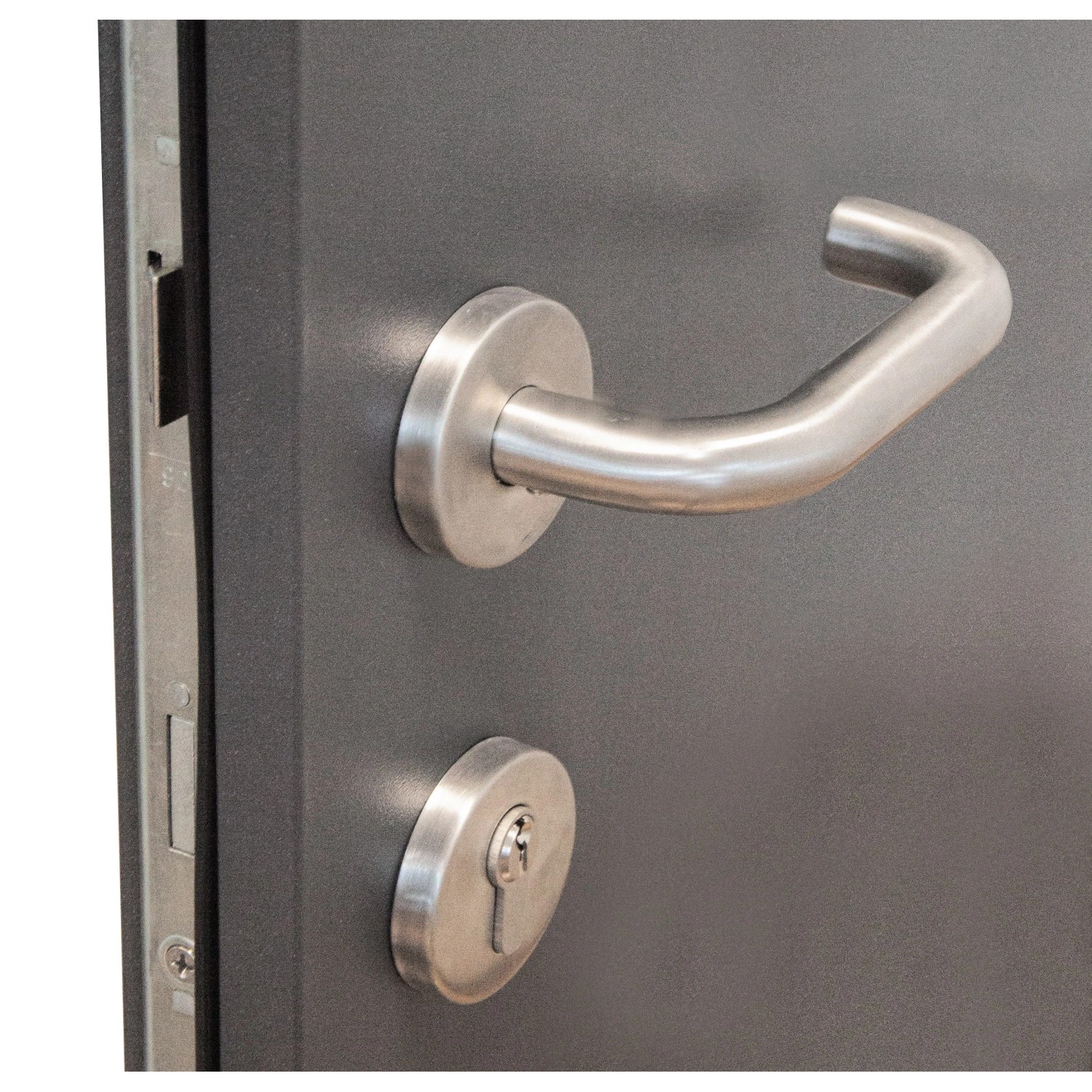 Detailaufnahme: Splendoor Haustür Thermospace Berlin RC2, Türgriff und Schloss