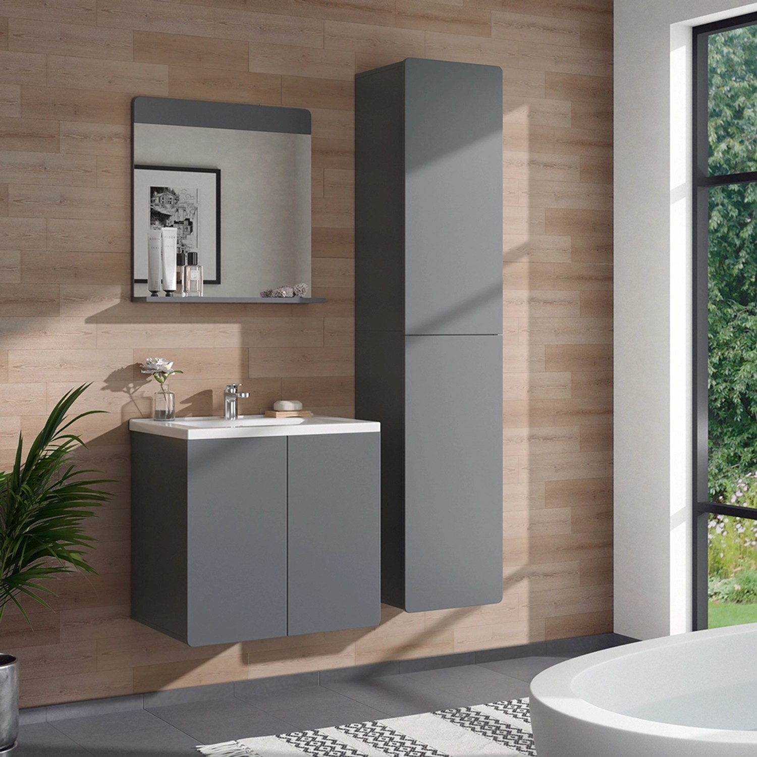 Grauer Vicco Badschrank Izan (37x172 cm) mit Spiegelschrank und Waschbeckenunterschrank im Badezimmer.