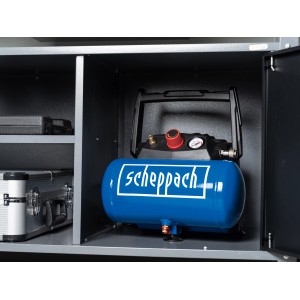 Scheppach HC06 Kompressor (6L) mit Zubehörset im Regal.