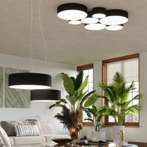 Schwarze Sollux Lighting Hängeleuchte Arena 35 im Wohnraum.