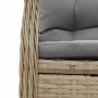 Detailansicht: Beige Poly Rattan Gartenstuhl mit grauem Kissen, Teil der 7-tlg. Essgruppe.