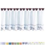 Weinrote Bistrogardine mit Blumenmuster und Schlaufen, 150x45 cm, für eine gemütliche Küchenatmosphäre.