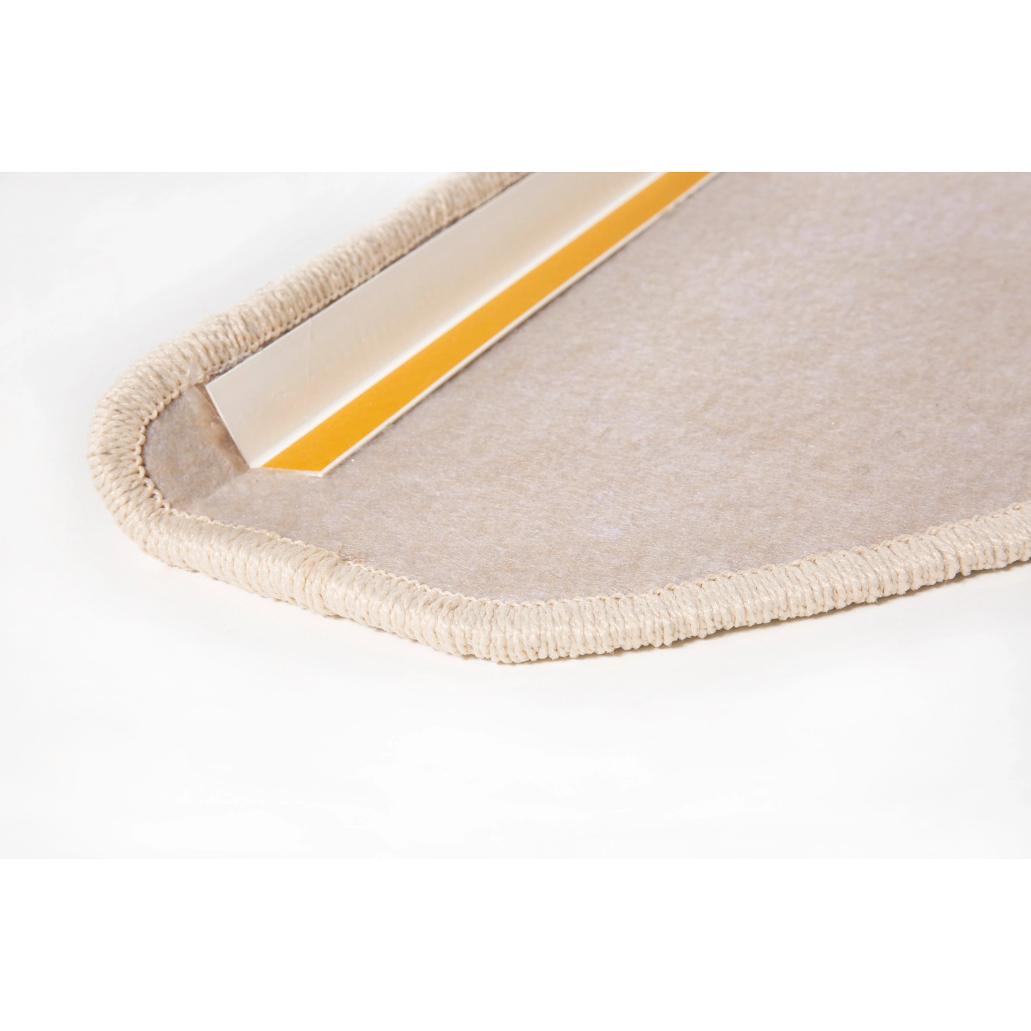 Andiamo Stufenmatte Volterra Creme, 2er Set, Detailansicht mit Klebestreifen.