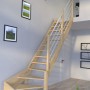 StarWood Treppe Korfu, Fichte, gewendelt, mit Holz-Edelstahl-Geländer in Weiß.