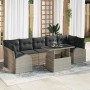 8-teiliges Garten-Sofa-Set hellgrau aus Polyrattan mit Tisch und schwarzen Kissen.