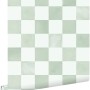 ESTAhome Vliestapete mit grün-weißem Karomuster. Abgerollte, dekorative Tapete für ein stilvolles Wanddesign.