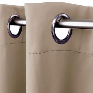 Beige Verdunkelungsgardine Shadow mit Ösen, 135x245 cm, geeignet für Fenstervorhänge.