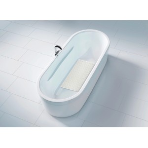 Weiße Wenko Wanneneinlage Rocha 70x40 cm in Badewanne mit Wasser.