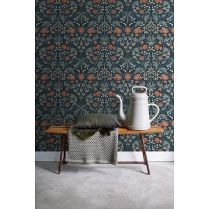 ESTAhome Vliestapete mit dunkelblauem Jugendstil Blumenmuster und Terrakotta Akzenten. Dekorative Wandgestaltung.