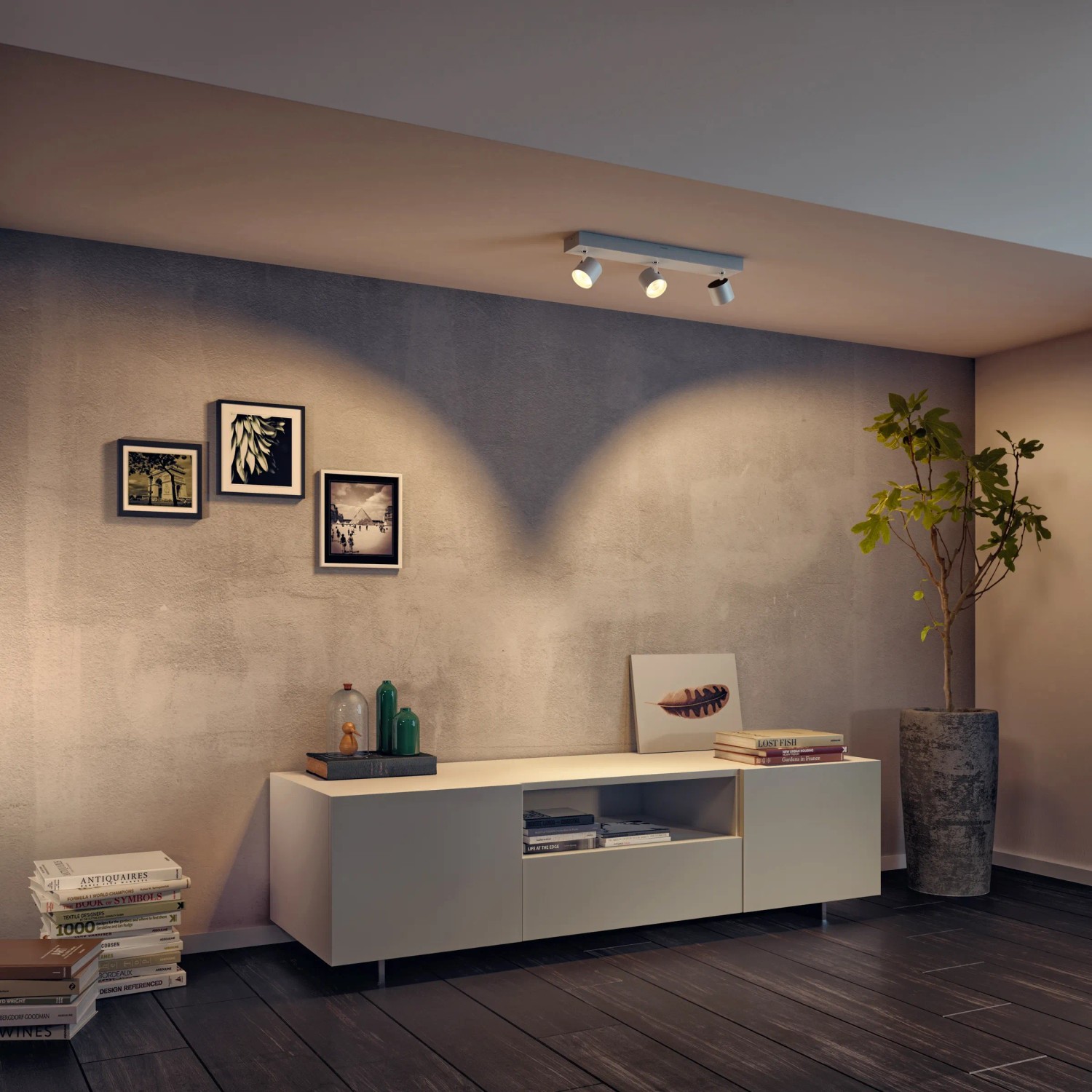 Philips myLiving LED-Spot 3er Star, weiß, mit drei schwenkbaren Strahlern an der Decke.